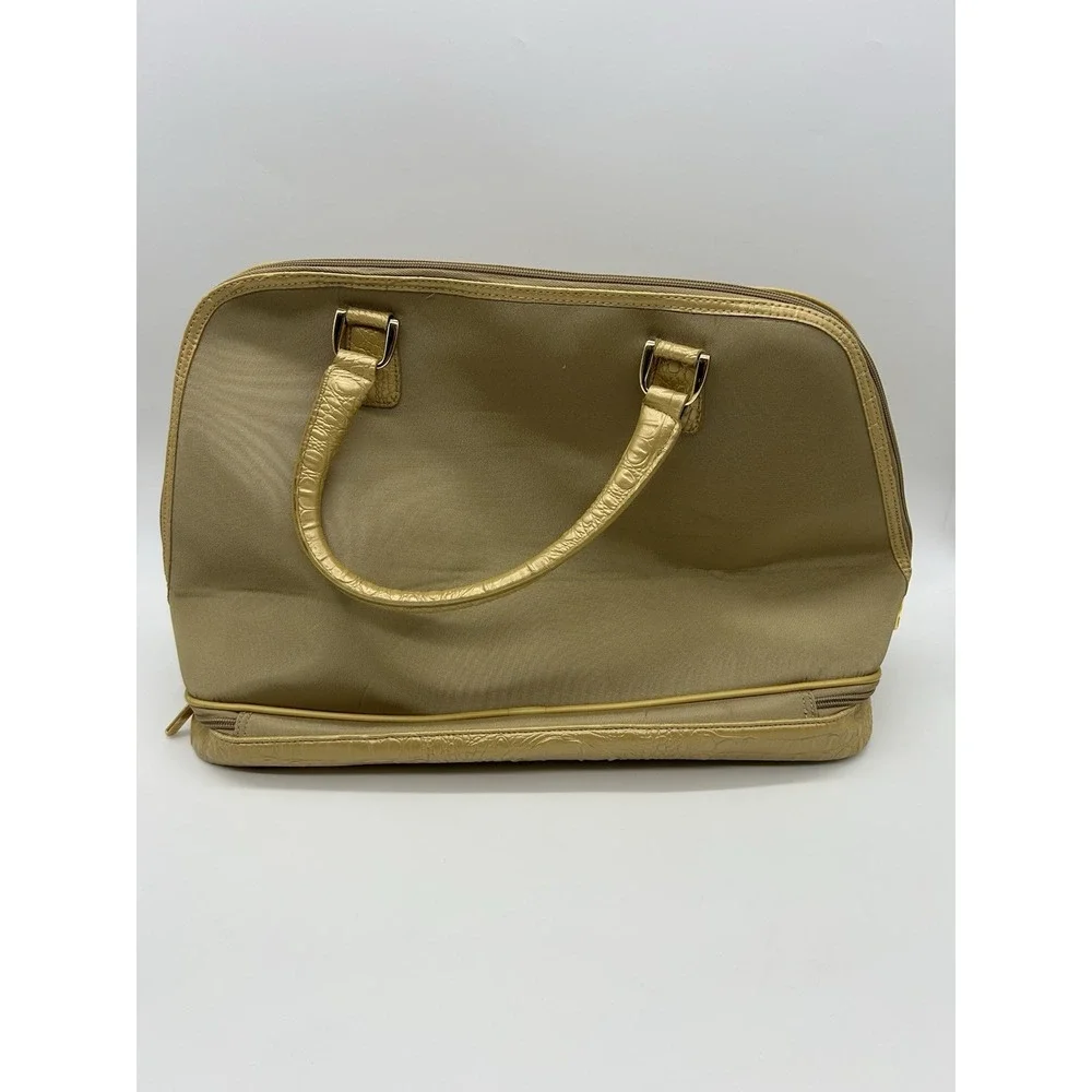 Studio Large‎ Hand Bag / Purse